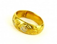 古くなった純金の指輪